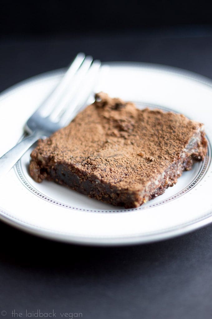 Raw Brownie (Vegan, Gluten Free) // The Laidback Vegan