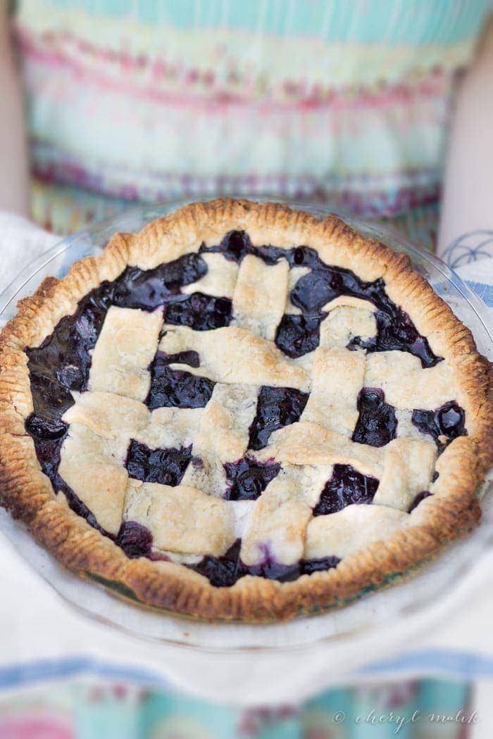 Blueberry Pie [Vegan] - make use of in season blueberries with a classic blueberry pie. Simple, sweet, a bit rustic, and totally vegan!