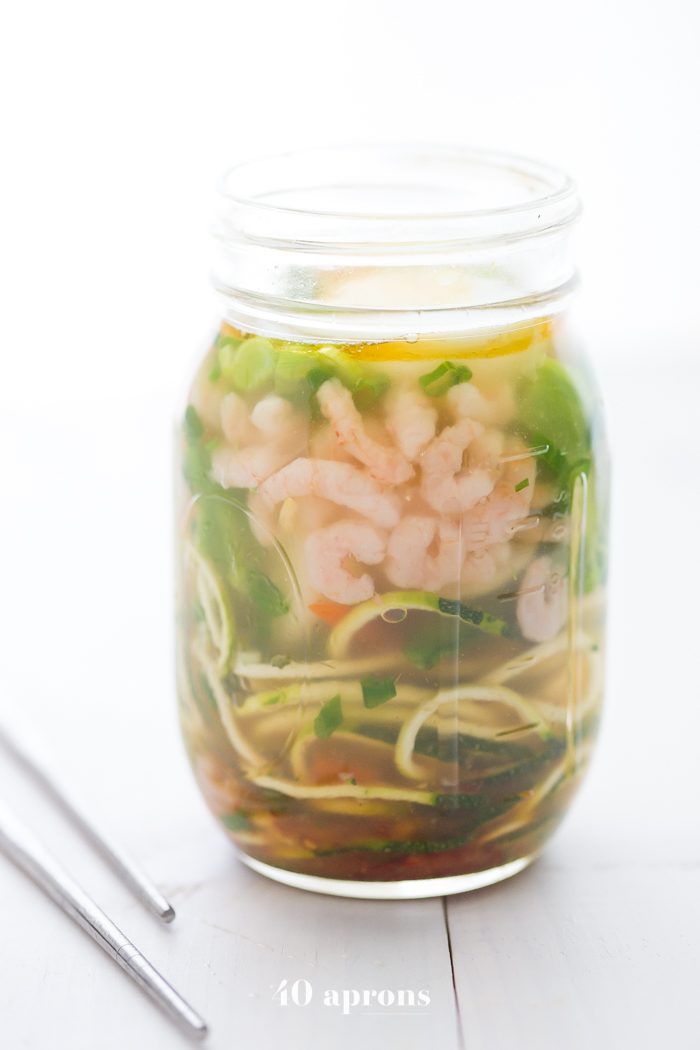 Whole30 snack cup zoodles: zucchini noodles with vegetables and shrimp in a mason jar