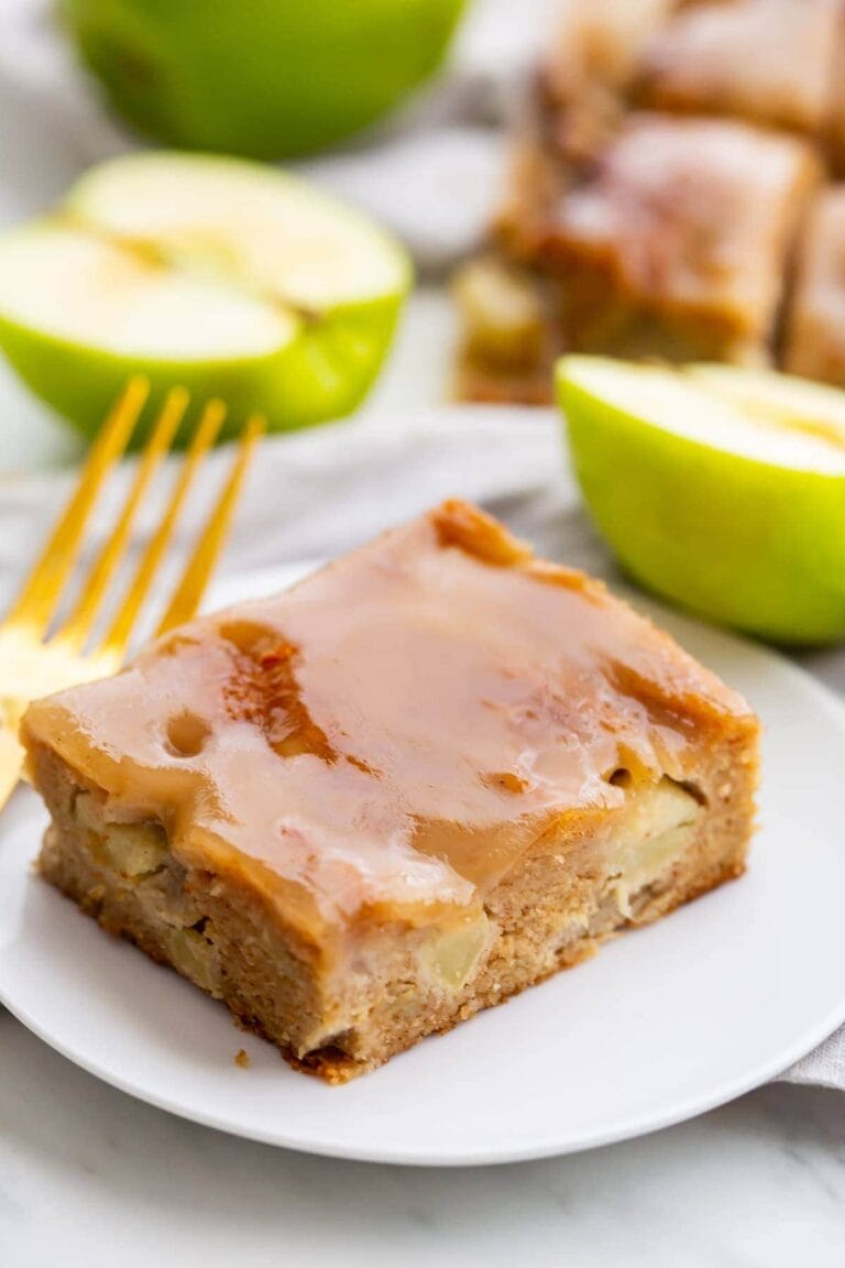 Paleo Caramel Apple Cake