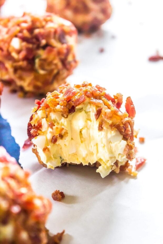 Cream cheese and bacon keto breakfast fat bombs