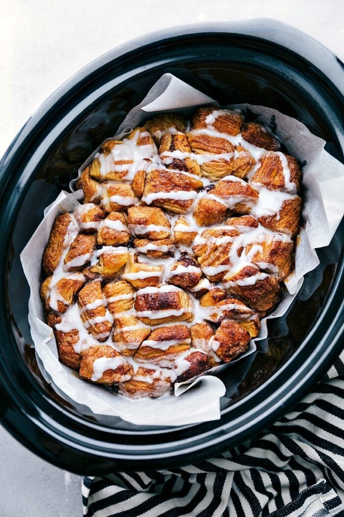 Vegetarian crockpot monkey bread in a crockpot dish