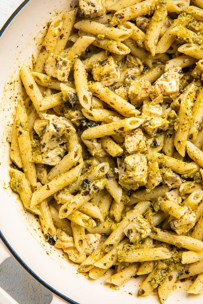 Chicken pesto pasta in a large pot