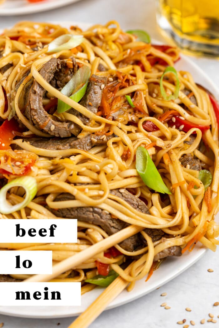 Pin graphic for beef lo mein