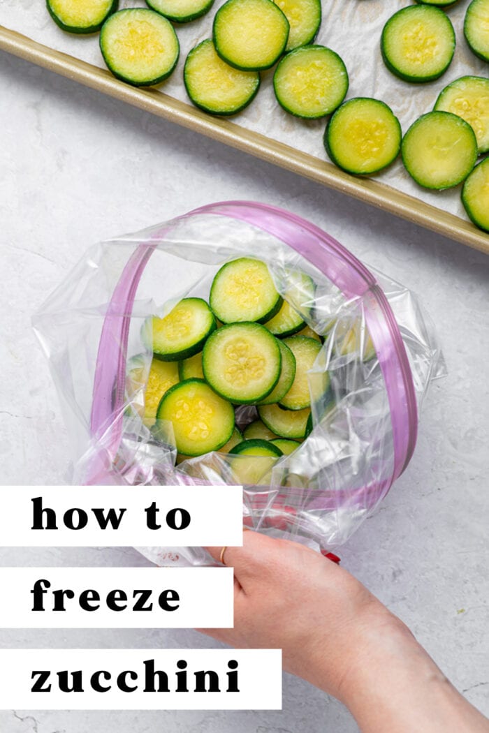 Pin graphic for how to freeze zucchini