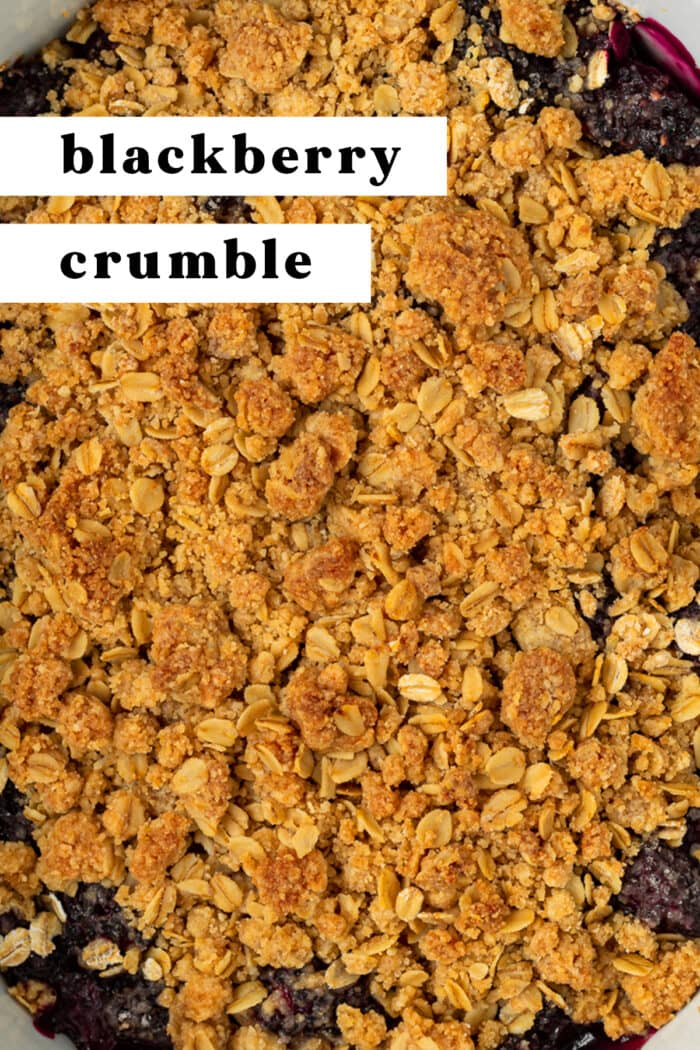 Pin graphic for blackberry crumble