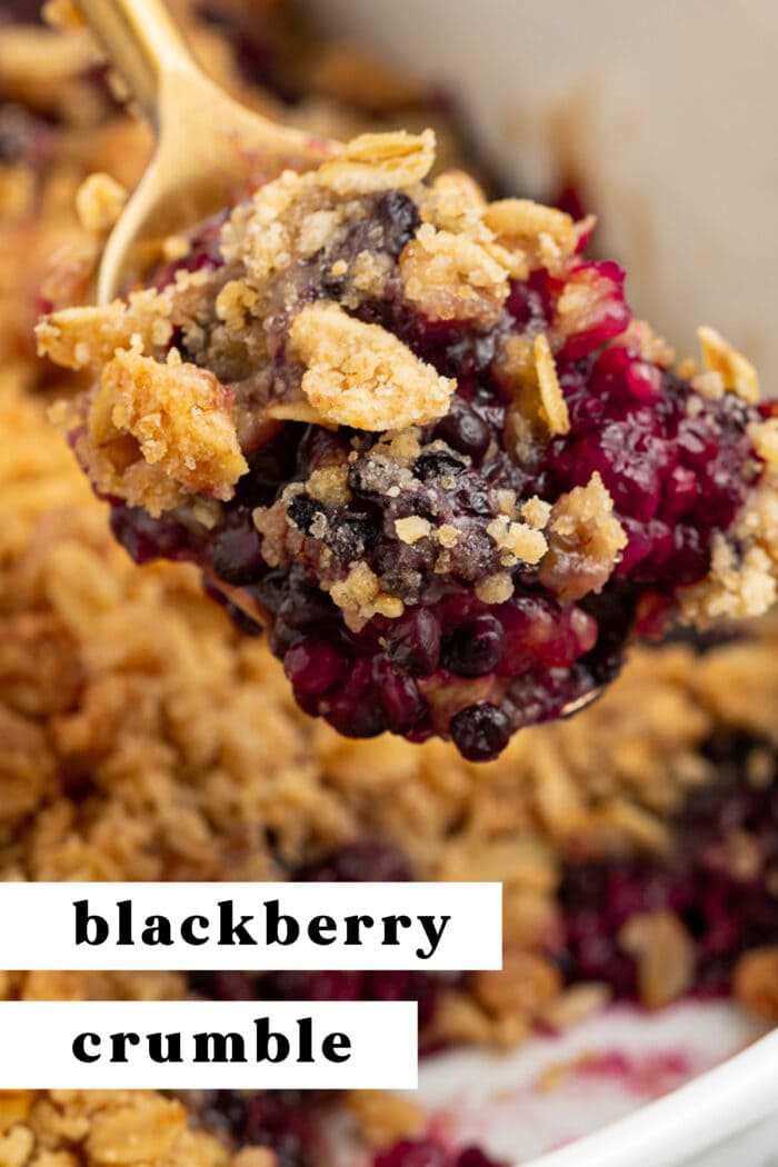 Pin graphic for blackberry crumble