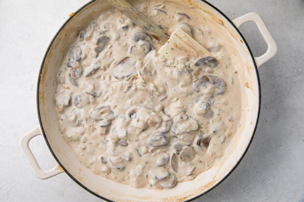 Mushrooms in cream sauce in large skillet