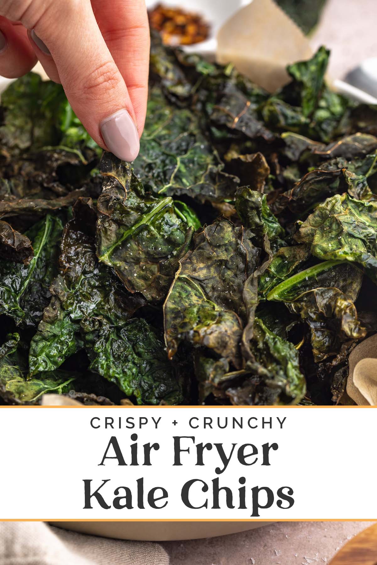 Pin graphic for air fryer kale chips.